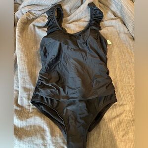 Merona swimsuit 1-piece GUC